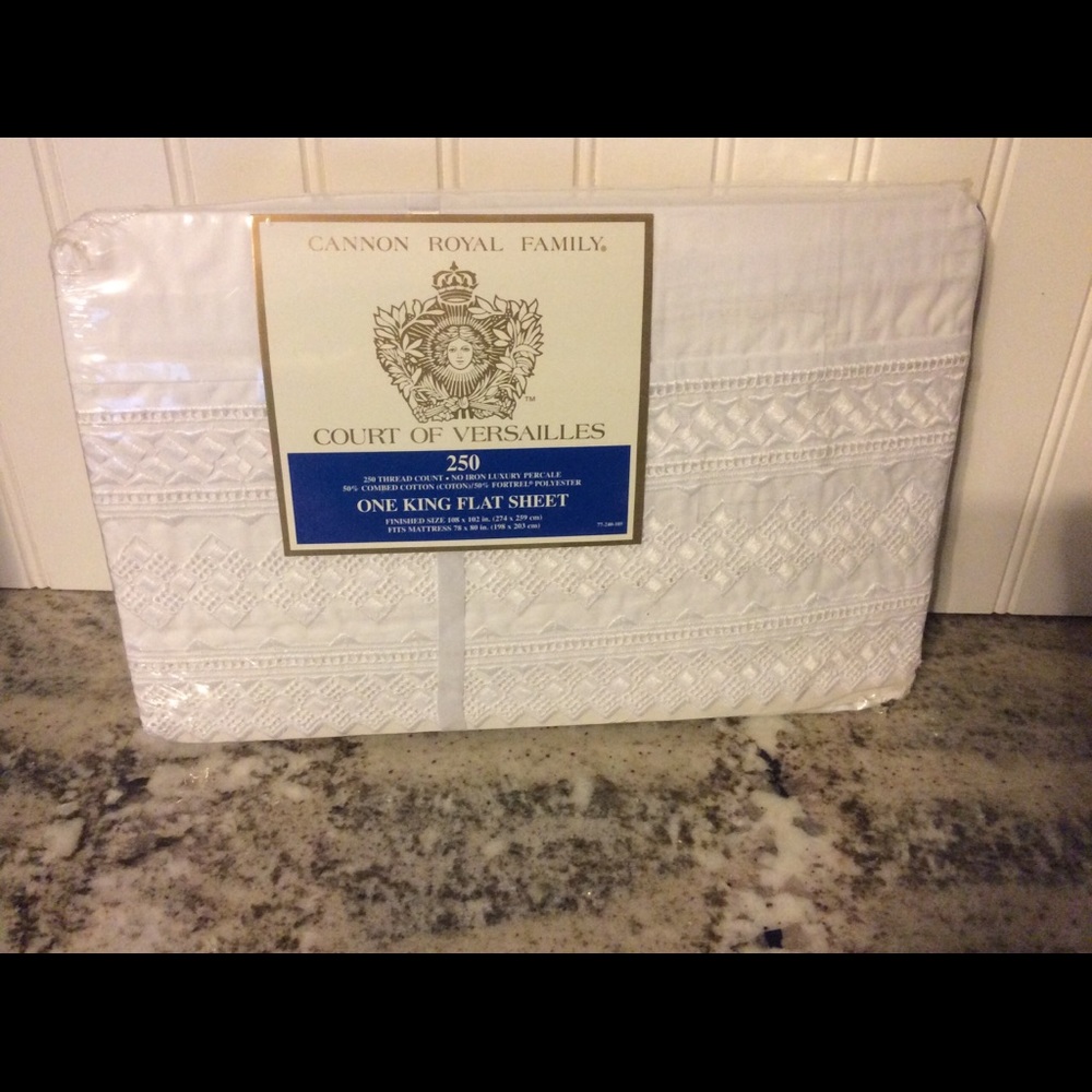 Vintage Made in USA Cotton blend King flat sheet
